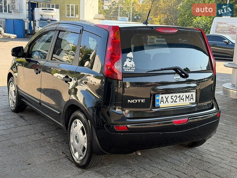 Хэтчбек Nissan Note 2008 в Одессе