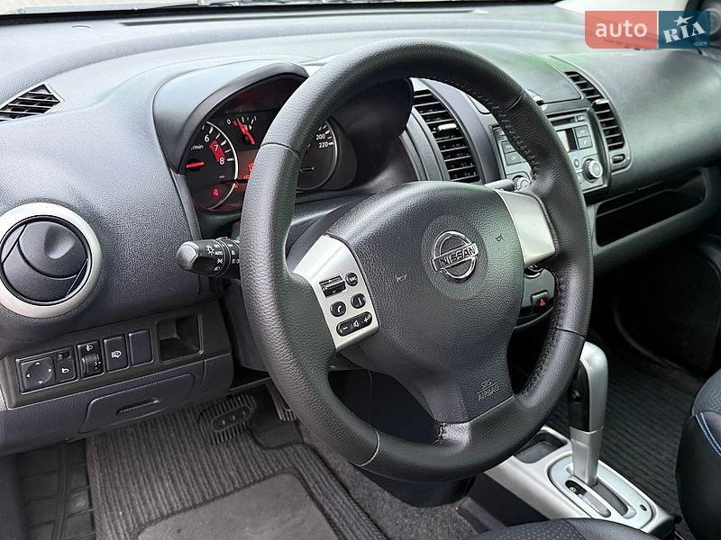 Хэтчбек Nissan Note 2012 в Днепре