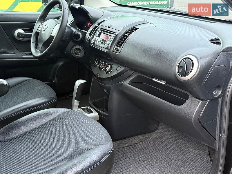 Хэтчбек Nissan Note 2012 в Днепре
