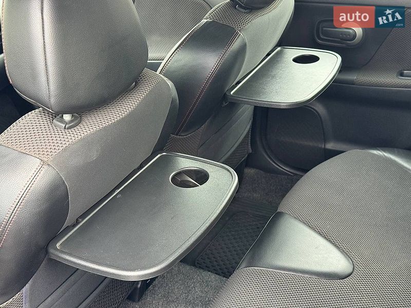 Хетчбек Nissan Note 2008 в Дніпрі