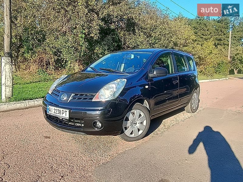 Хэтчбек Nissan Note 2008 в Прилуках Хэтчбек Nissan Note 2008 в Прилуках