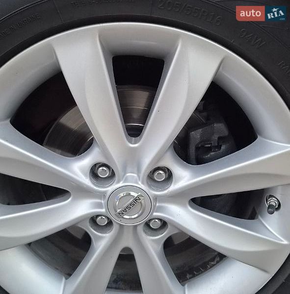 Хэтчбек Nissan Note 2013 в Киеве