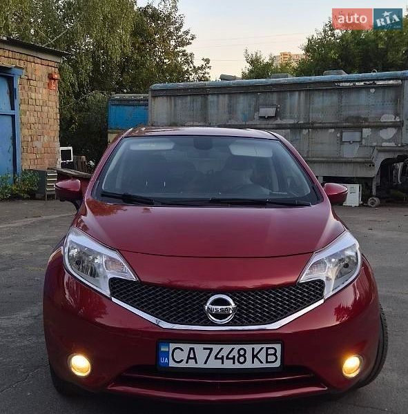 Хэтчбек Nissan Note 2013 в Киеве