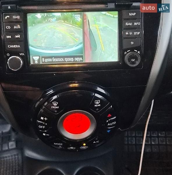 Хэтчбек Nissan Note 2013 в Киеве