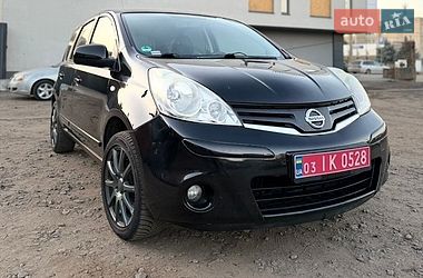Хетчбек Nissan Note 2010 в Сумах Хетчбек Nissan Note 2010 в Сумах