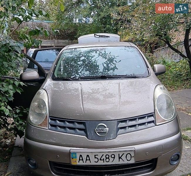 Хетчбек Nissan Note 2007 в Києві фото Хетчбек Nissan Note 2007 в Києві