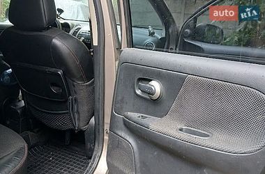 Хетчбек Nissan Note 2007 в Києві фото 3 Хетчбек Nissan Note 2007 в Києві