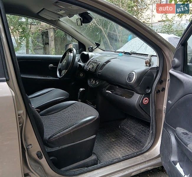 Хетчбек Nissan Note 2007 в Києві фото 16 Хетчбек Nissan Note 2007 в Києві