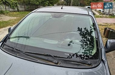 Хэтчбек Nissan Note 2007 в Запорожье