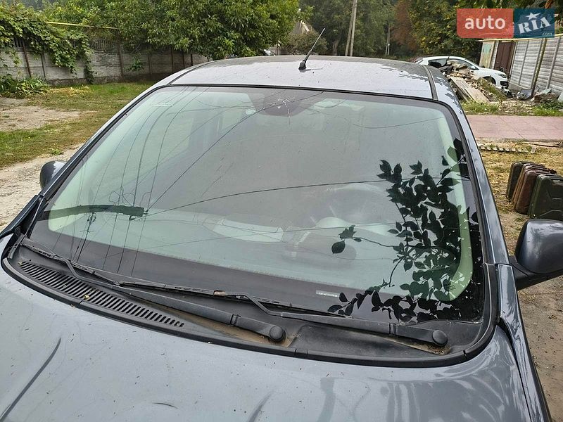 Хэтчбек Nissan Note 2007 в Запорожье