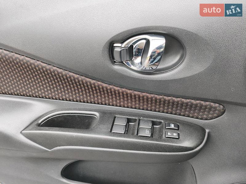 Хетчбек Nissan Note 2018 в Києві фото 25 Хетчбек Nissan Note 2018 в Києві