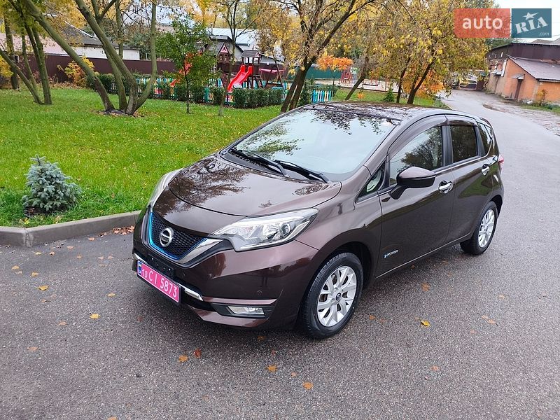 Хетчбек Nissan Note 2018 в Києві фото Хетчбек Nissan Note 2018 в Києві