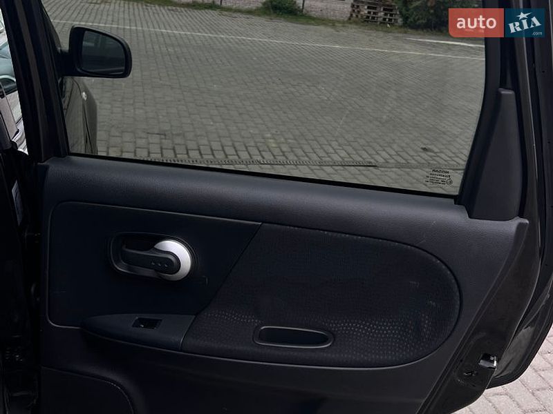 Хетчбек Nissan Note 2012 в Луцьку