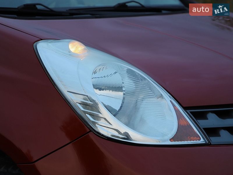 Хетчбек Nissan Note 2008 в Трускавці