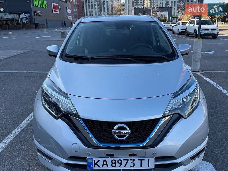 Хэтчбек Nissan Note 2019 в Киеве