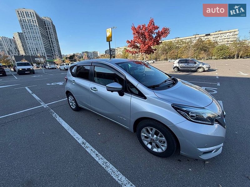 Хэтчбек Nissan Note 2019 в Киеве
