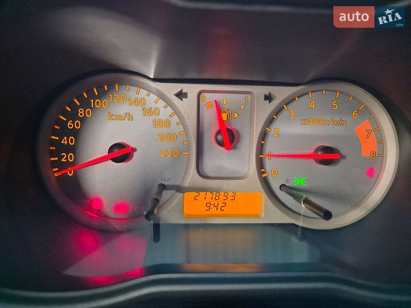Хэтчбек Nissan Note 2007 в Днепре