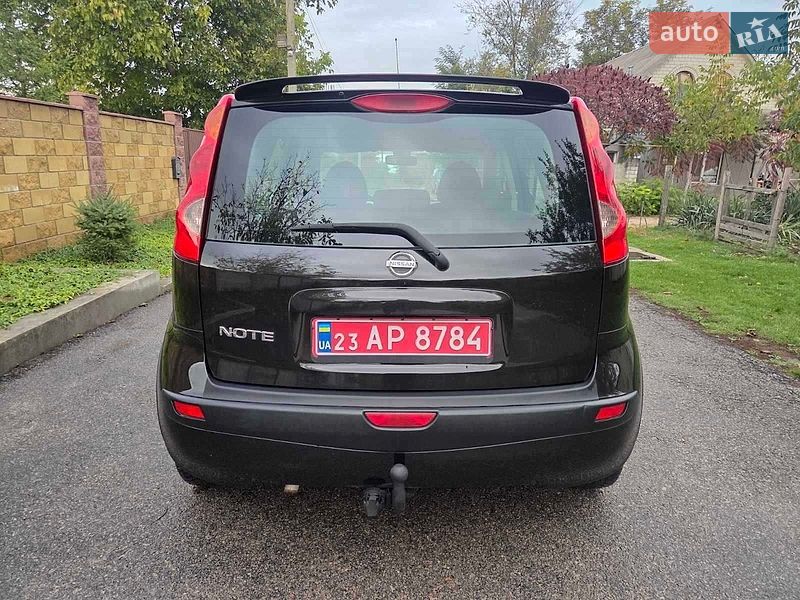 Хетчбек Nissan Note 2006 в Кам'янському