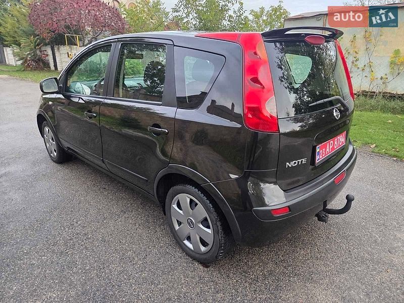 Хетчбек Nissan Note 2006 в Кам'янському