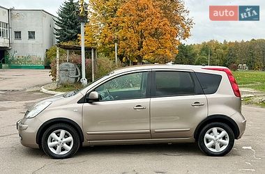 Хэтчбек Nissan Note 2008 в Ровно