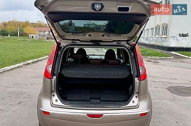 Хэтчбек Nissan Note 2008 в Ровно