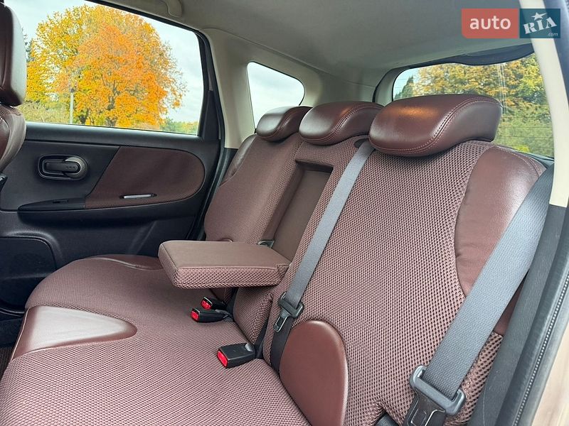 Хэтчбек Nissan Note 2008 в Ровно