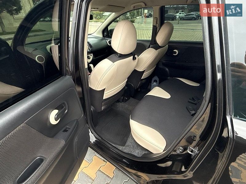 Хэтчбек Nissan Note 2008 в Одессе