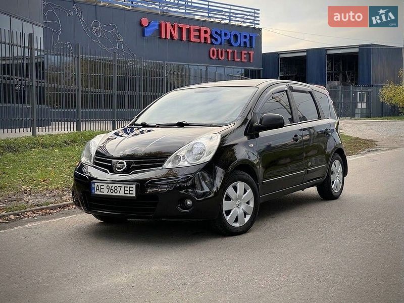 Хетчбек Nissan Note 2011 в Дніпрі