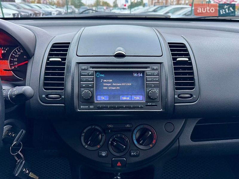 Хэтчбек Nissan Note 2010 в Киеве