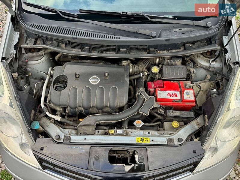 Хэтчбек Nissan Note 2010 в Киеве