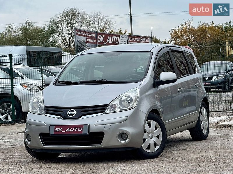 Хэтчбек Nissan Note 2010 в Киеве