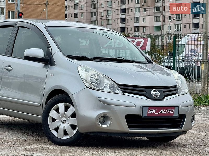 Хэтчбек Nissan Note 2010 в Киеве