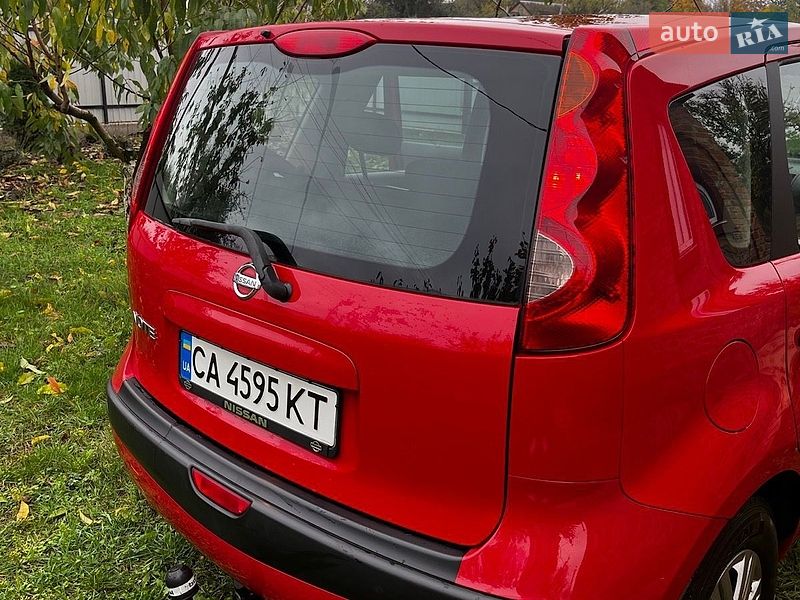 Хэтчбек Nissan Note 2007 в Городище