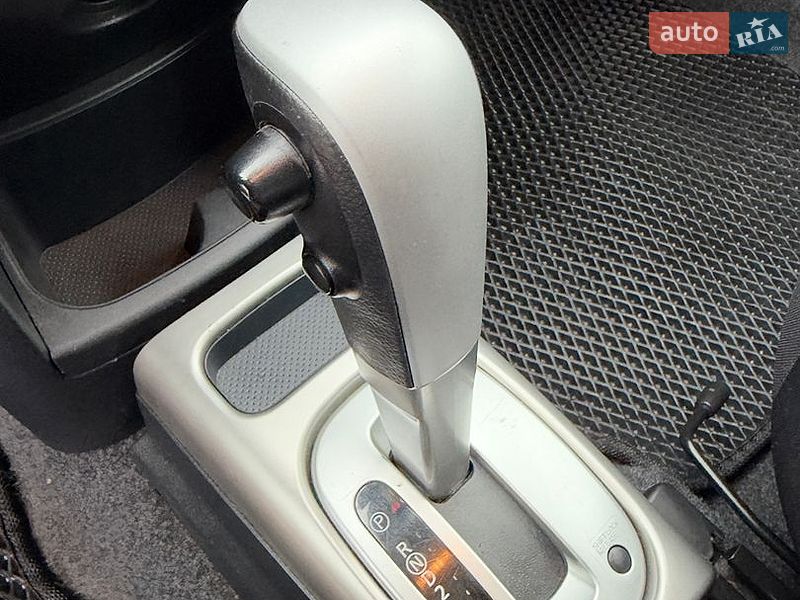 Хэтчбек Nissan Note 2011 в Виннице