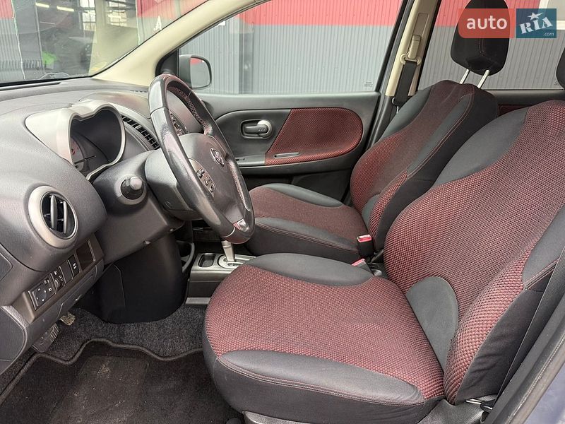 Хэтчбек Nissan Note 2007 в Дубно