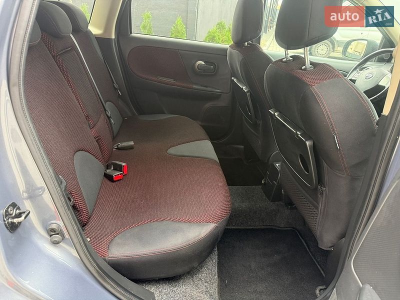 Хэтчбек Nissan Note 2007 в Дубно