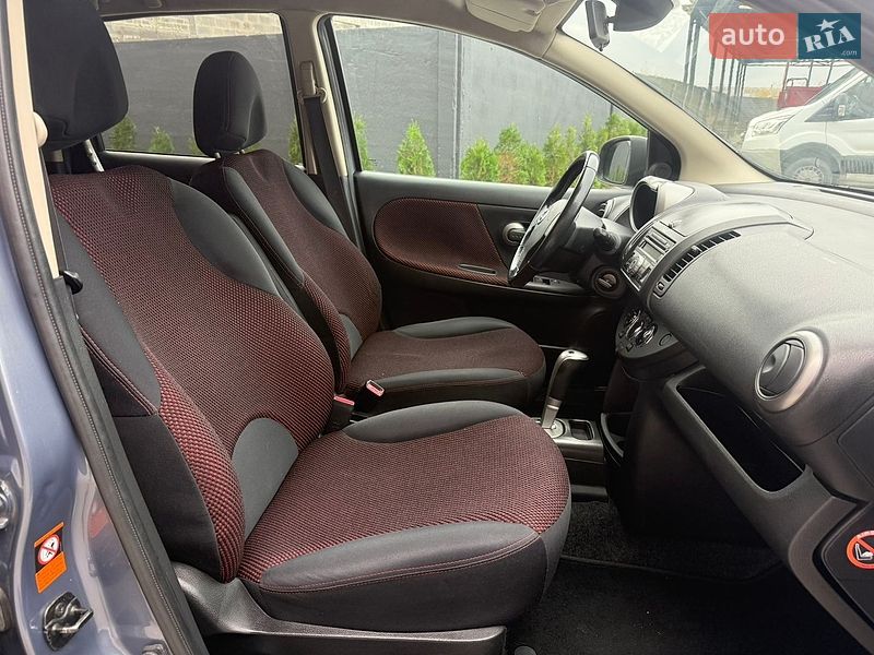 Хэтчбек Nissan Note 2007 в Дубно