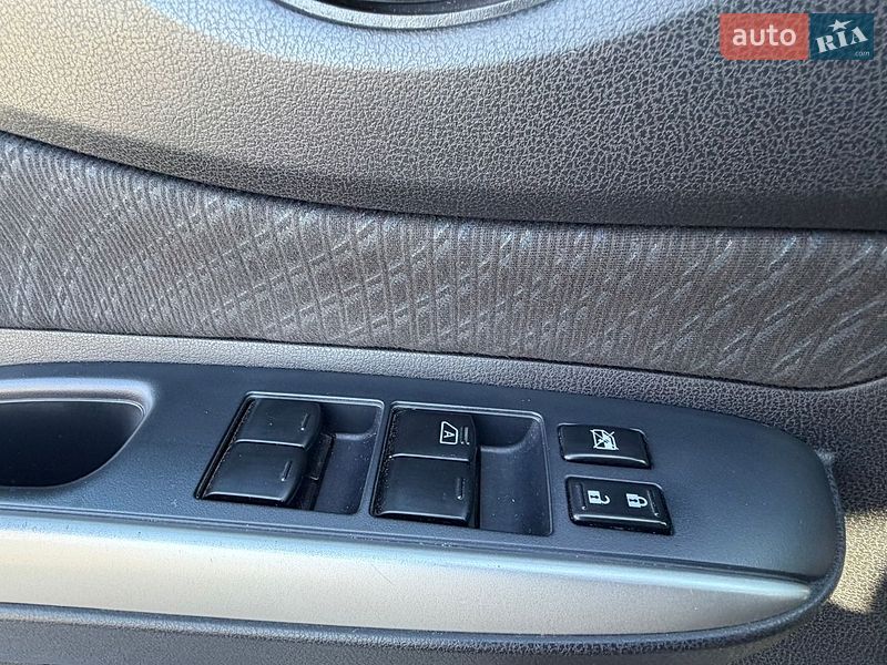 Хетчбек Nissan Note 2014 в Львові