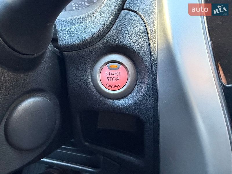 Хетчбек Nissan Note 2014 в Львові