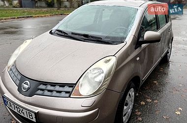 Хэтчбек Nissan Note 2008 в Киеве