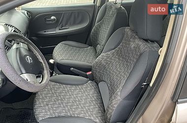 Хетчбек Nissan Note 2008 в Чернівцях