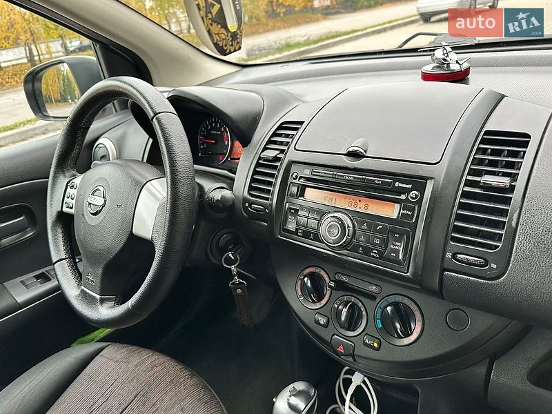 Хетчбек Nissan Note 2010 в Білій Церкві фото 23 Хетчбек Nissan Note 2010 в Білій Церкві