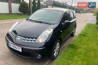 Хэтчбек Nissan Note 2008 в Ровно