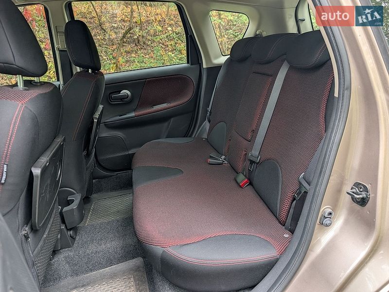 Хэтчбек Nissan Note 2007 в Киеве