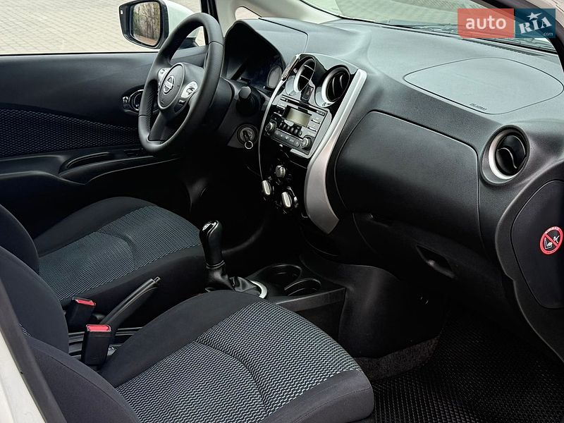 Хетчбек Nissan Note 2015 в Житомирі