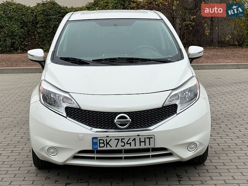 Хетчбек Nissan Note 2015 в Житомирі