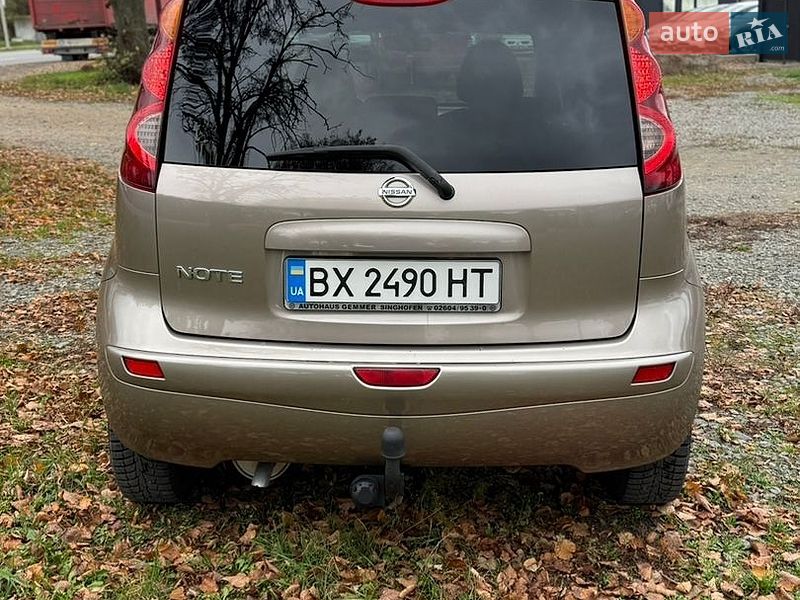 Хетчбек Nissan Note 2009 в Хмельницькому