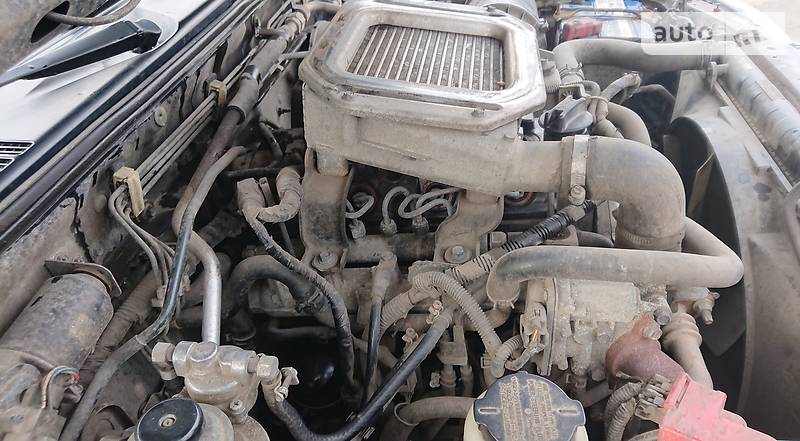 Позашляховик / Кросовер Nissan NP300 2010 в Харкові