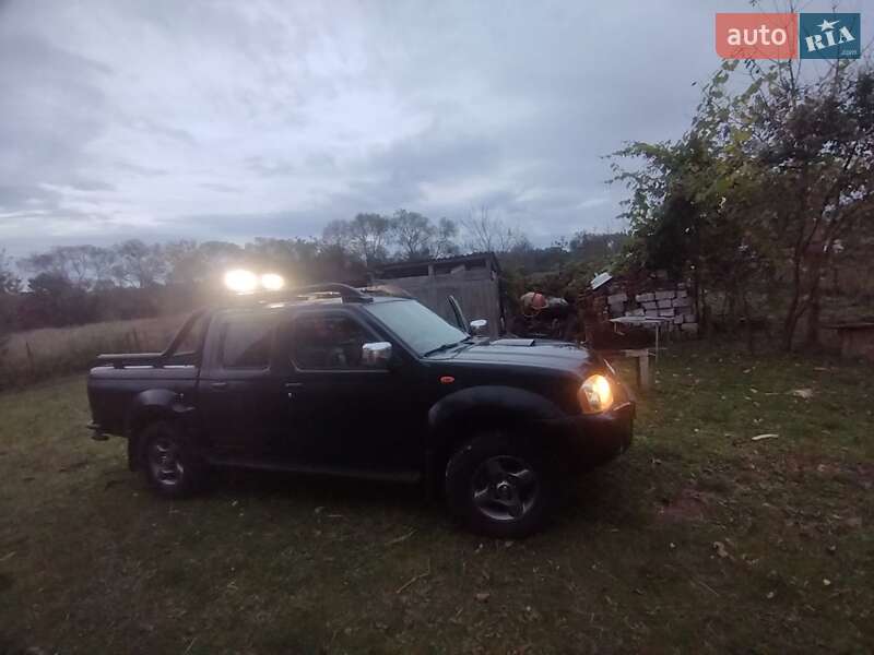 Пикап Nissan NP300 2008 в Львове
