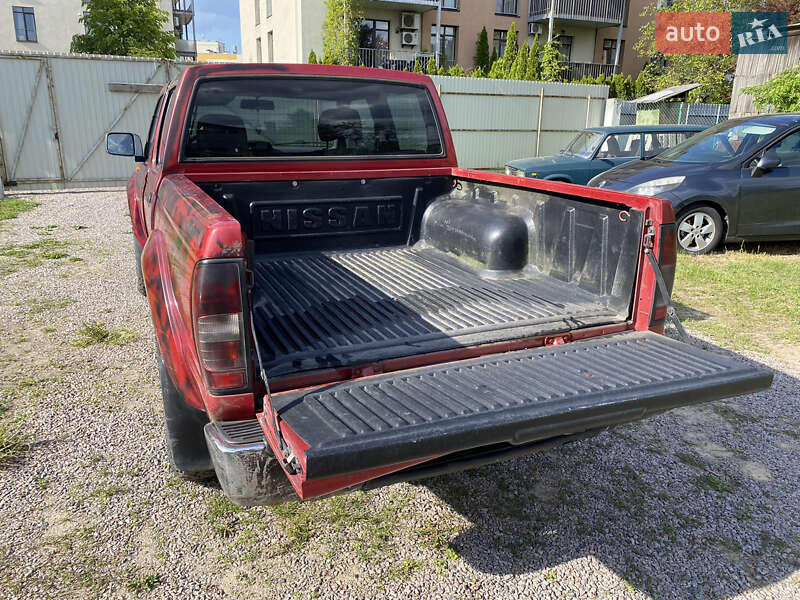 Пікап Nissan NP300 2008 в Києві
